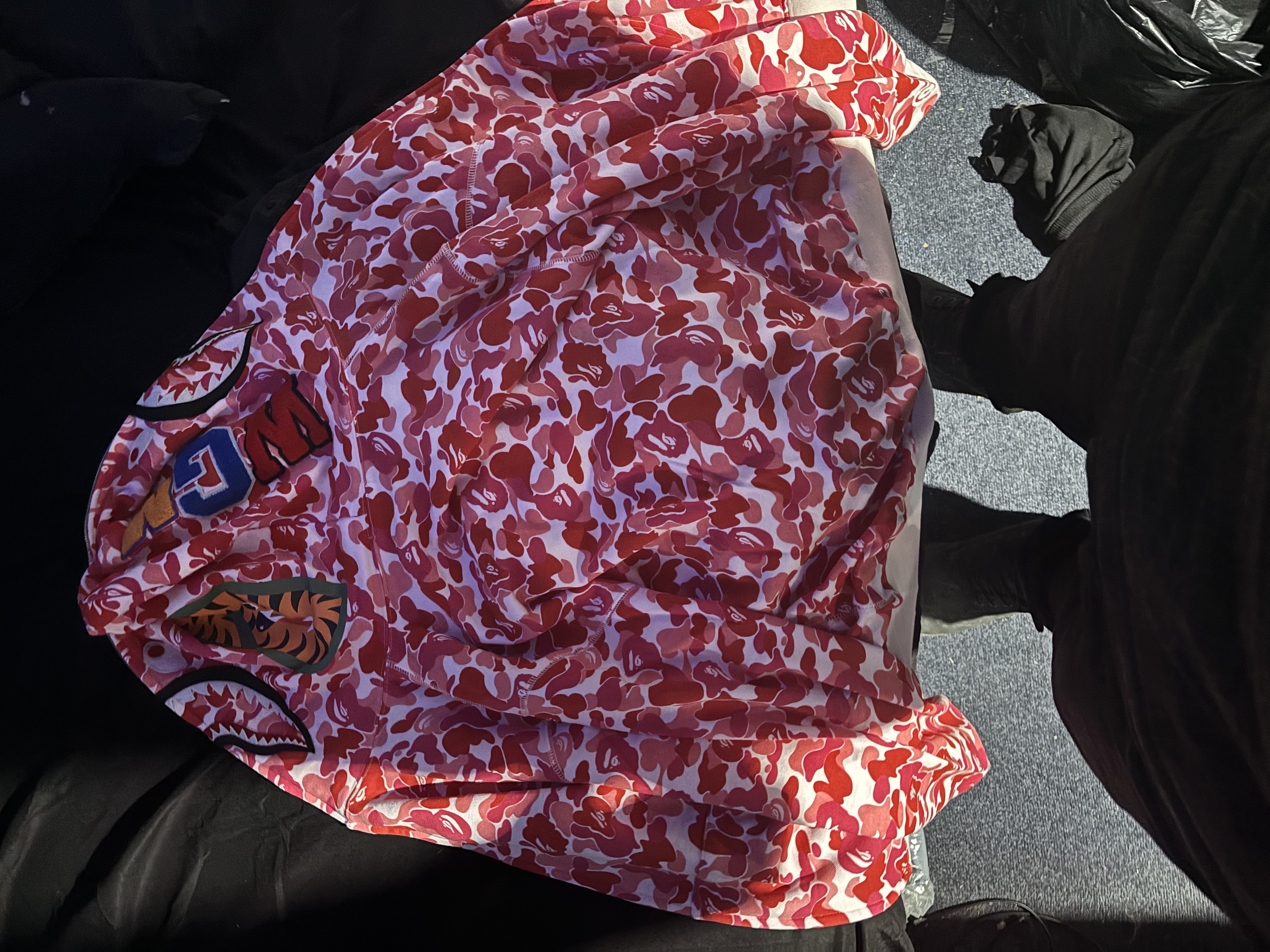 BAPE ABC Camo Shark Full Zip Hoodie Pink review Gerko 01
