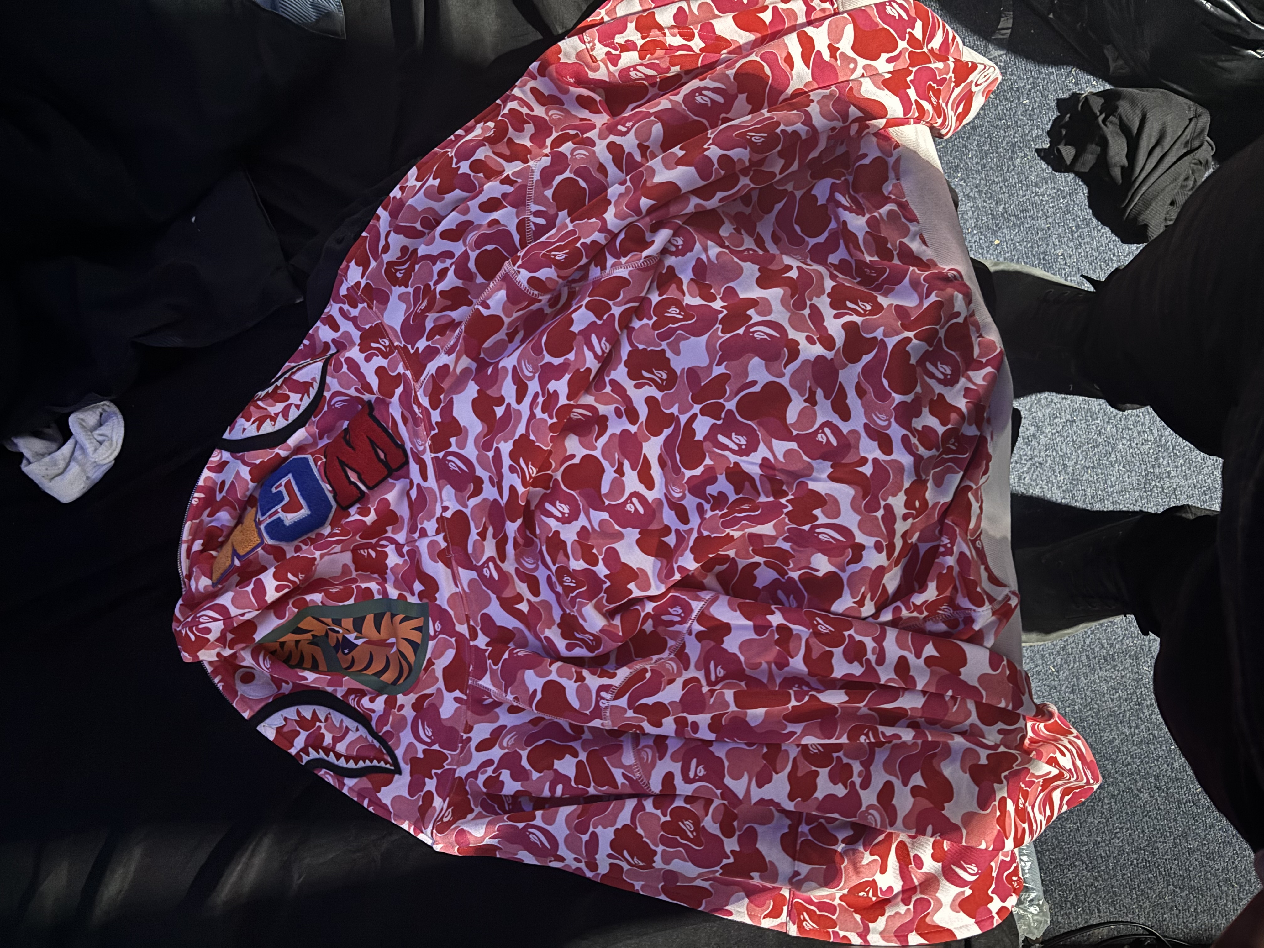 BAPE ABC Camo Shark Full Zip Hoodie Pink review Gerko 02