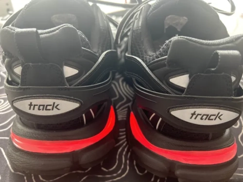 Balenciaga Track Black 555032 W1GB7 1000 (LED) review 