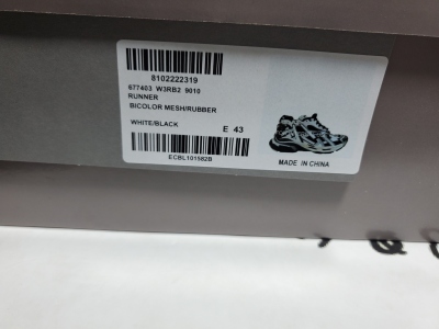 PK God Batch Balenciaga Runner Black White review E*** 00