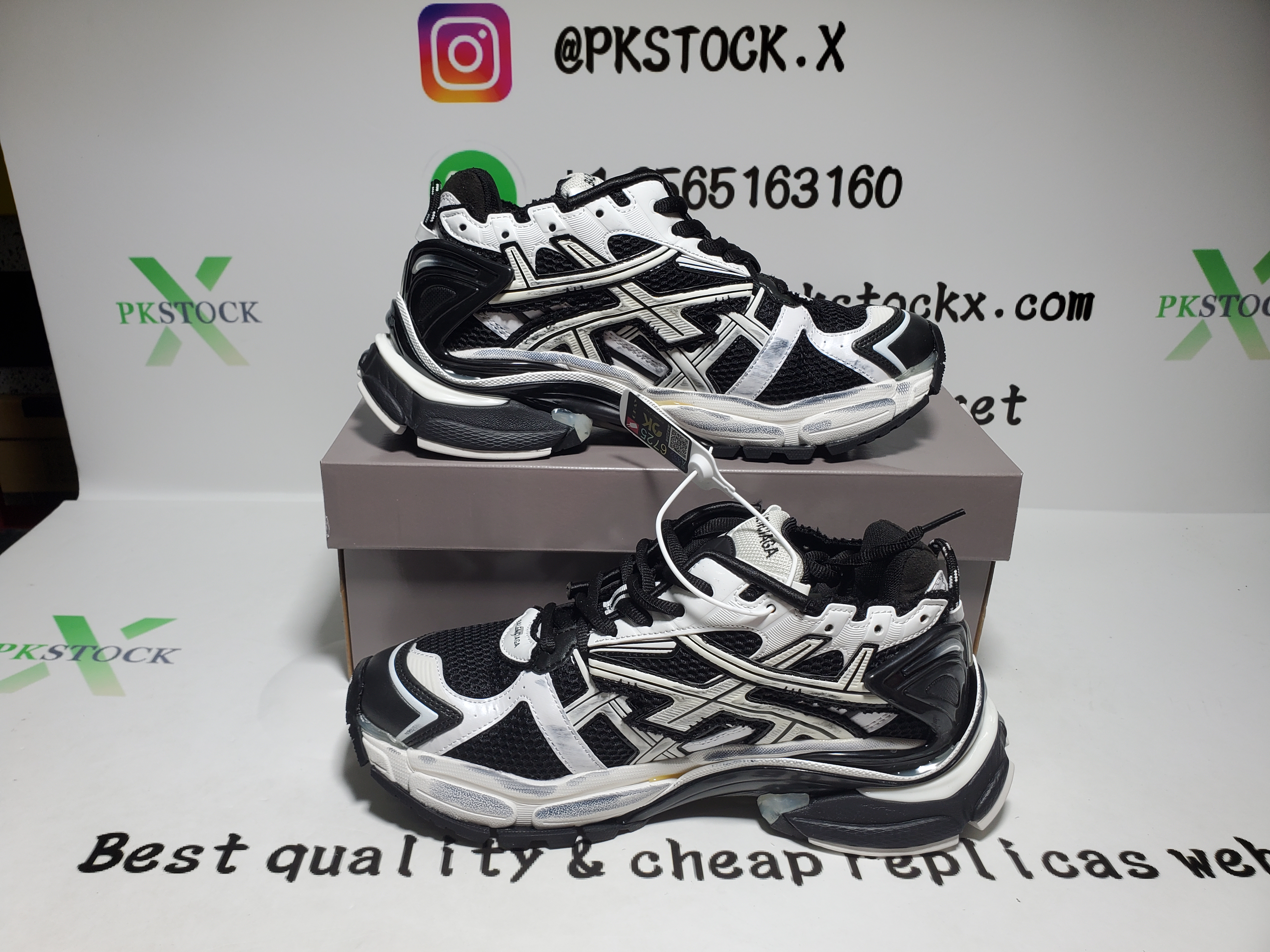 PK God Batch Balenciaga Runner Black White review E*** 02