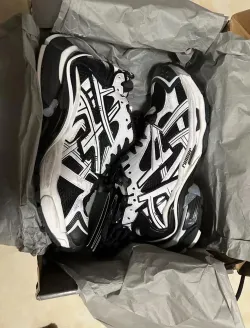 PK God Batch Balenciaga Runner Black White review J*** 01