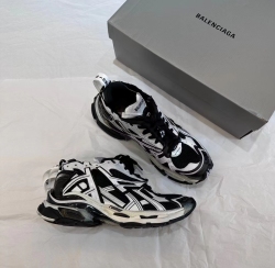 PK God Batch Balenciaga Runner Black White review P***