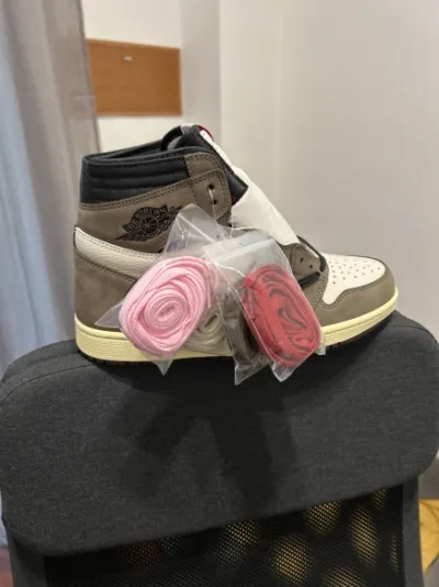 PK God Batch Air Jordan 1 Retro High Travis Scott CD4487-100 review Z*** 02