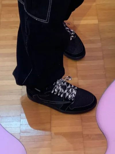 Special offer Batch Travis Scott x Air Jordan 1 Low OG SP Black Phantom DM7866-001 review Nicholas Brewster