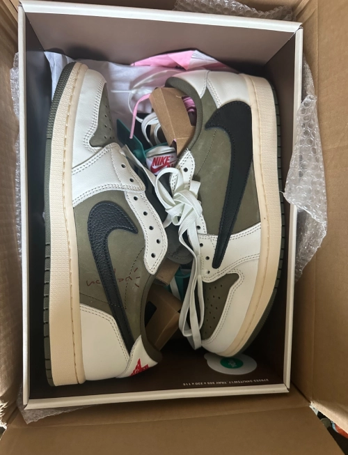 PK God Batch Air Jordan 1 Retro Low OG SP Travis Scott Medium Olive DM7866-200 review 