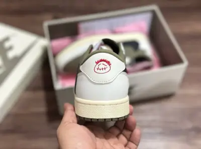 PK God Batch Air Jordan 1 Retro Low OG SP Travis Scott Medium Olive DM7866-200 review H*** 02