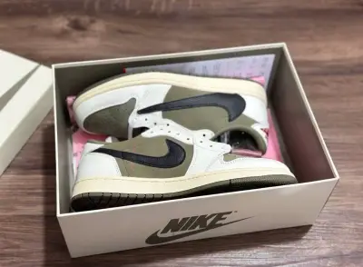 PK God Batch Air Jordan 1 Retro Low OG SP Travis Scott Medium Olive DM7866-200 review H*** 04
