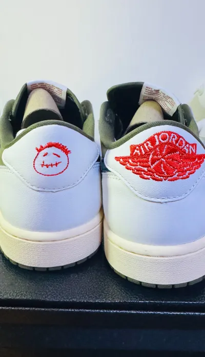 PK God Batch Air Jordan 1 Retro Low OG SP Travis Scott Medium Olive DM7866-200 review E*** 02