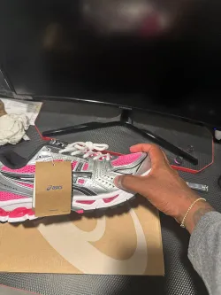 ASICS Gel Kayano 14 Pink Glow review Emiliano
