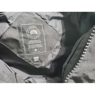 Canada Goose Wyndham Parka Black Label Heritage review Leidsman 01
