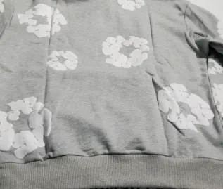 Denim Tears The Cotton Wreath Sweatshirt Grey review Leo Friedrich 01