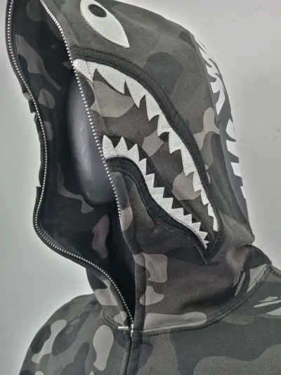 BAPE Black Eye Patch Color Camo Shark Full Zip Hoodie Black review E*** 02