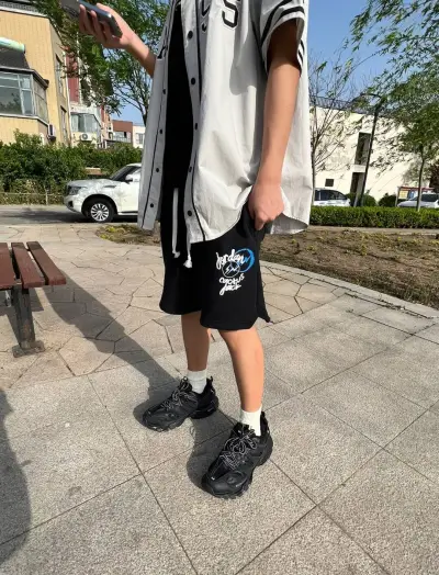 Balenciaga Track Black 555032 W1GB7 1000 (LED) review R***