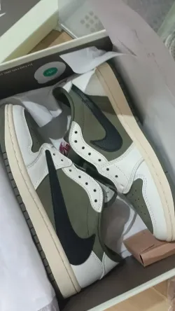 PK God Batch Air Jordan 1 Retro Low OG SP Travis Scott Medium Olive DM7866-200 review Jan Wilhelm