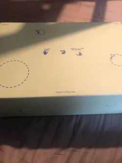 PK God Batch OFF-WHITE Out Of Office Cloud White OMIA189R2 1LEA00 20101 review T*** 01
