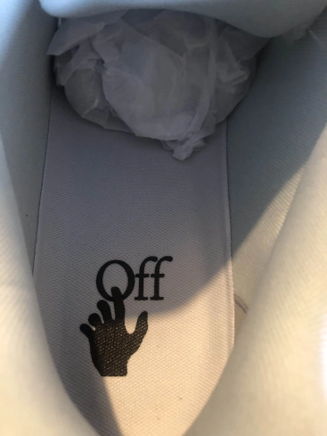PK God Batch OFF-WHITE Out Of Office Cloud White OMIA189R2 1LEA00 20101 review T*** 05