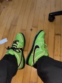 PK God Batch The Powerpuff Girls x Nike SB Dunk Low “Buttercup” FZ8319-300 review 1