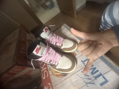 PK God Batch Air Jordan 1 Retro High Travis Scott CD4487-100 review Matt 02