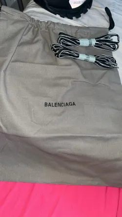 Balenciaga Track Black 555032 W1GB7 1000 (LED) review Alejandro Sánchez Recasens 05