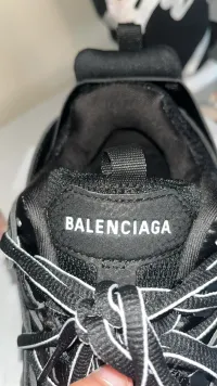 Balenciaga Track Black 555032 W1GB7 1000 (LED) review 1