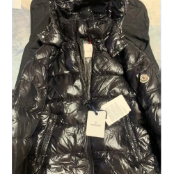 Moncler Maya Short Down Jacket Black (NFC) review T***