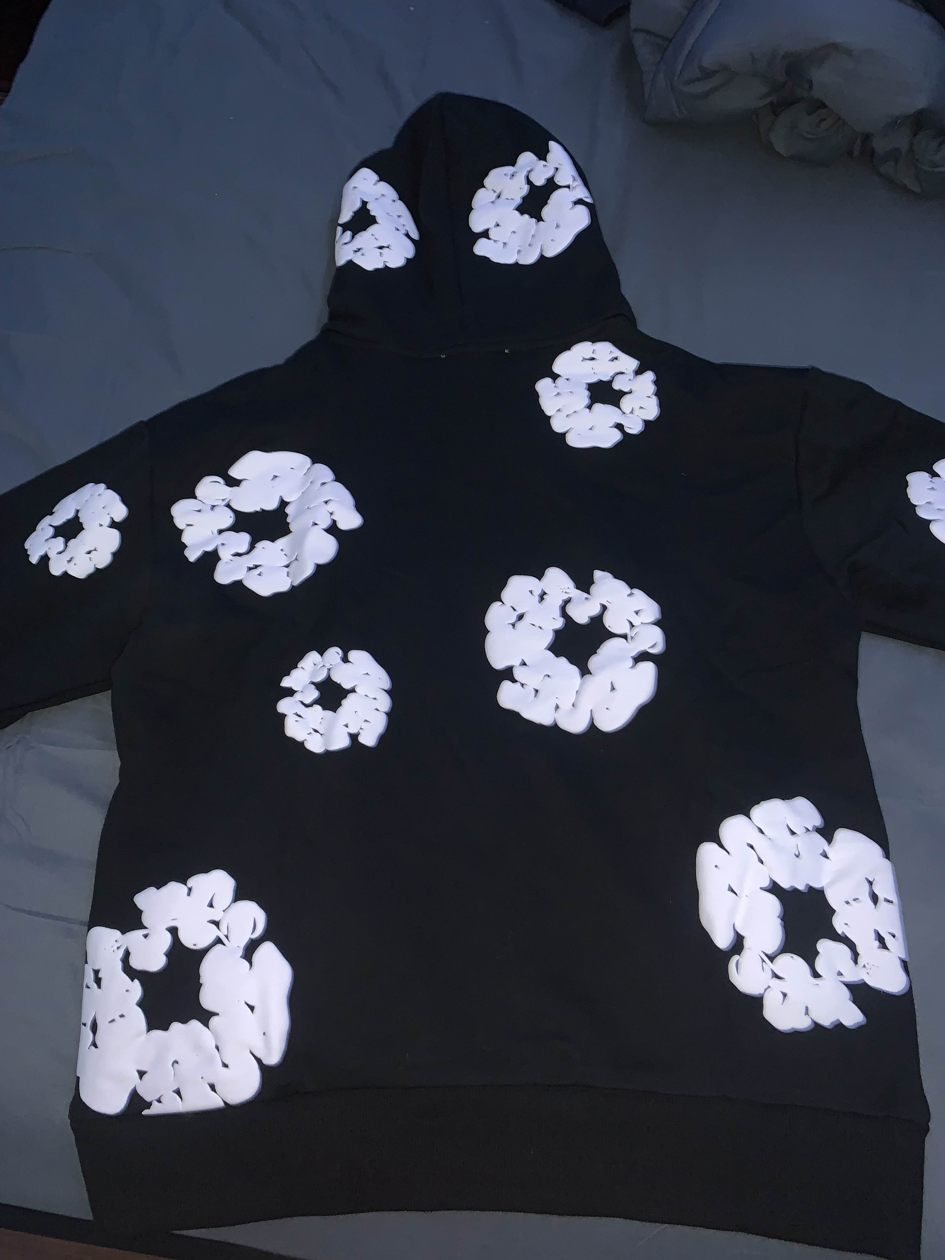 Denim Tears The Cotton Wreath Sweatshirt Black SS23 review H*** 02