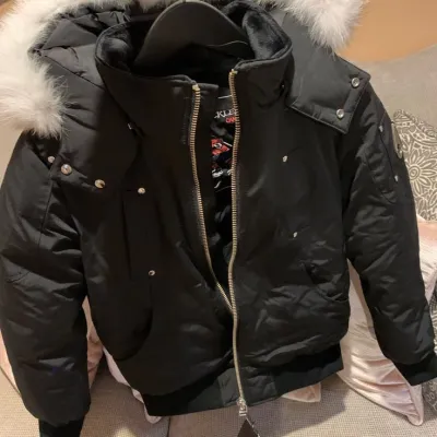 Moose Knuckles ORIGINAL 3Q FUR Black/Whites review S***