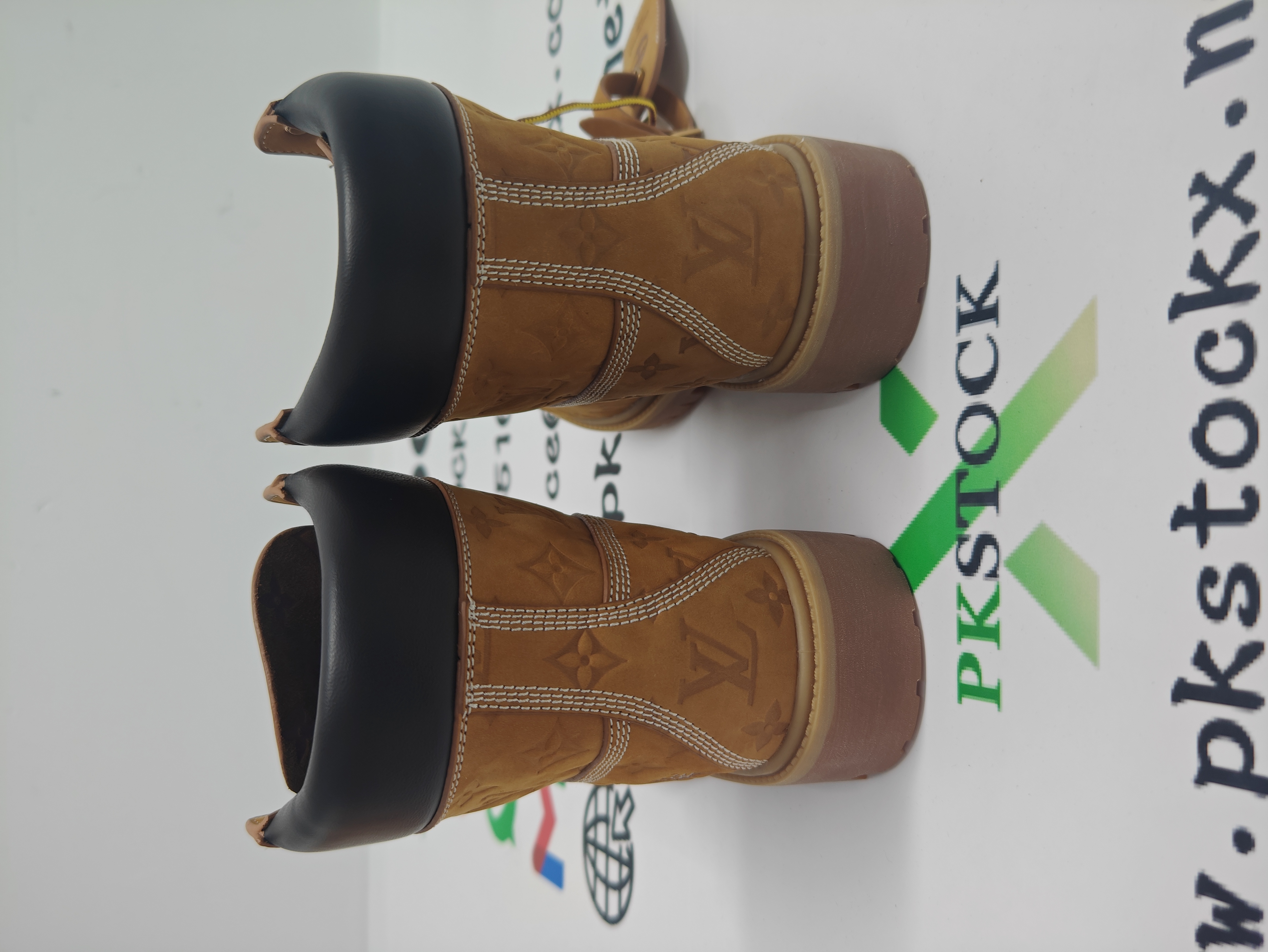 LOUIS VUITTON x Timberland 6-In Ankle Boot Brown review P*** 01