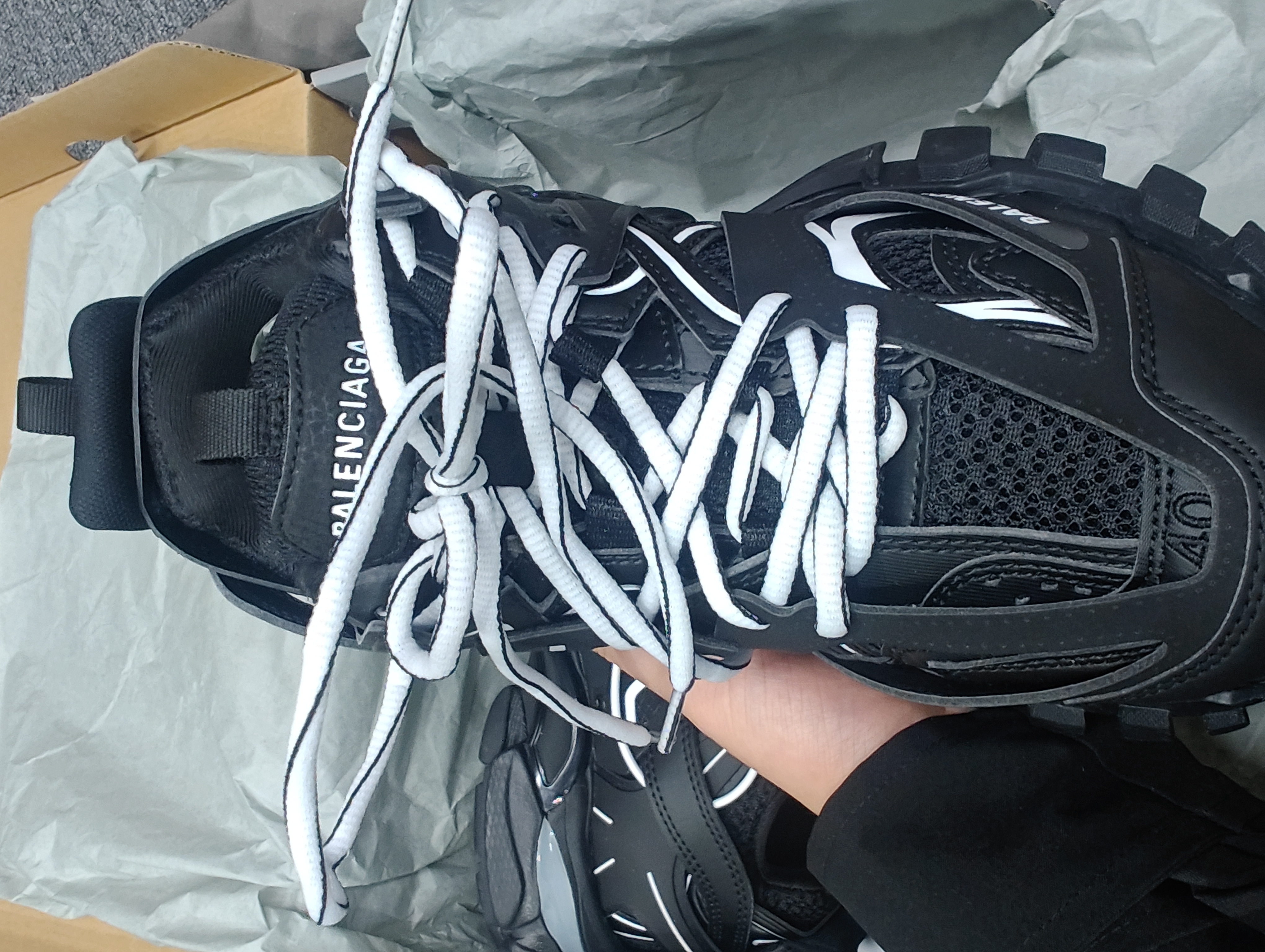 Balenciaga Track Black And White 542023 W1GB1 2045 (LED) review B*** 04