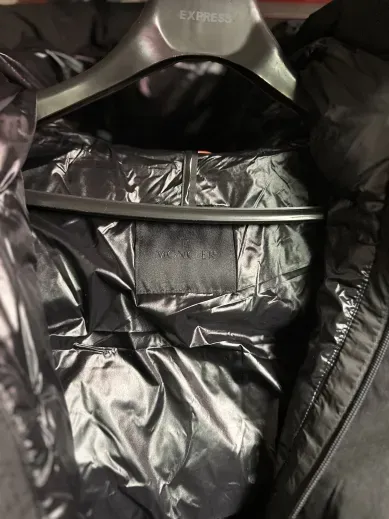 MONCLER Madeira Short Down Jacket Black (NFC) review C*** 02