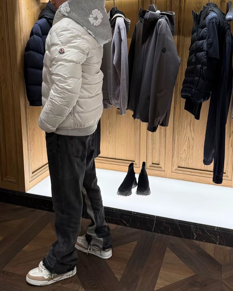 Moncler Maya hooded puffer jacket White review L*** 01