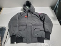 Canada Goose Jacket Chilliwack Bomber Heritage Graphite review 1