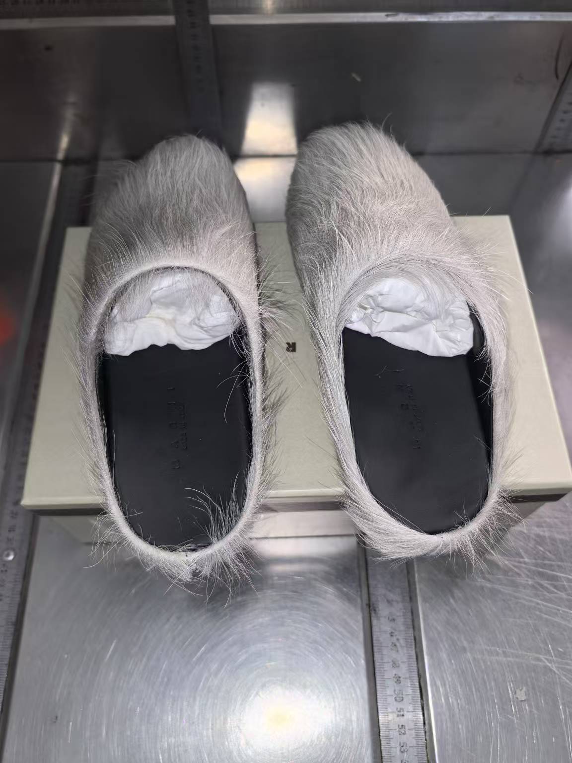 Marni Long hair Calfskin Fussbett Sabot White SBMR000600P412200W02 review D*** 04