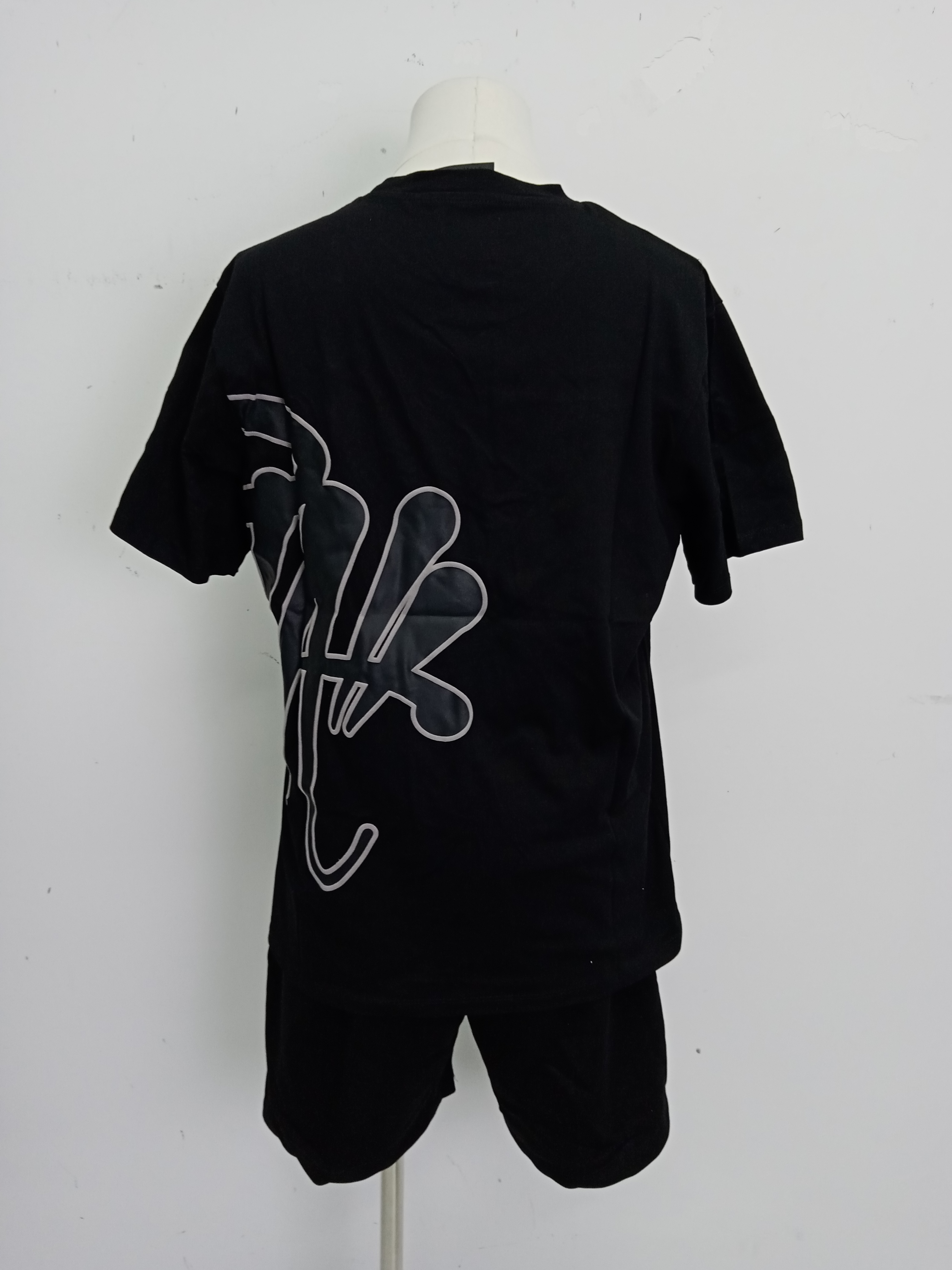 SYNA WORLD LOGO TWINSET BLACK SET review F*** 01
