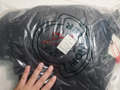 Moncler Violier Spider-Man Short Down Jacket Black review D*** 00
