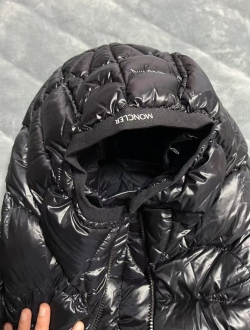 Moncler Violier Spider-Man Short Down Jacket Black review E*** 02