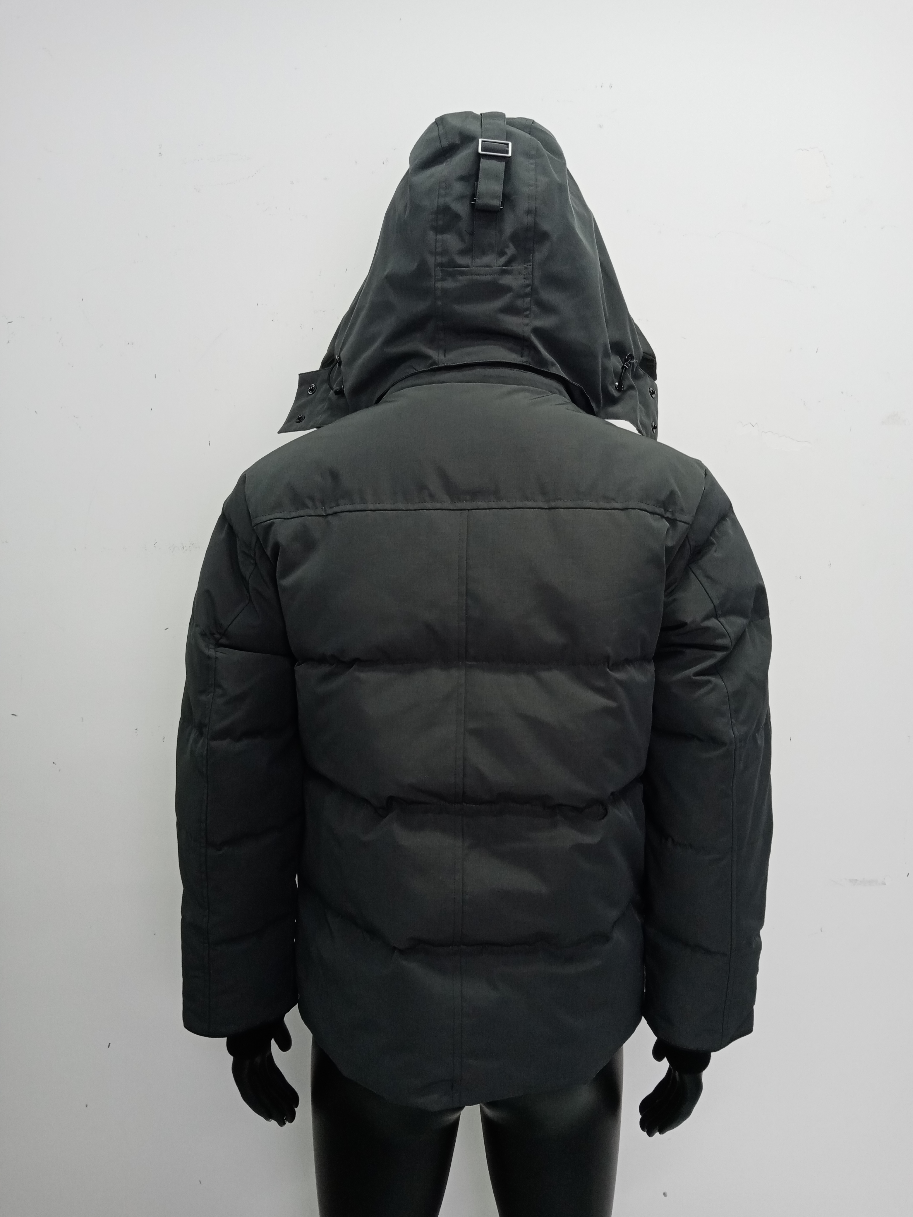 Canada Goose Wyndham Parka Black Label Coastal Grey review E*** 02