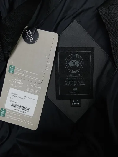 Canada Goose Wyndham Parka Black Label Coastal Grey review E*** 03