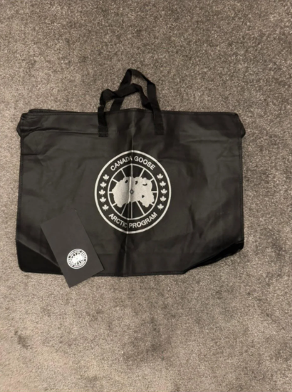 Canada Goose Wyndham Parka Black Label Coastal Grey review Y*** 01
