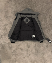 Canada Goose Wyndham Parka Black Label Coastal Grey review 3