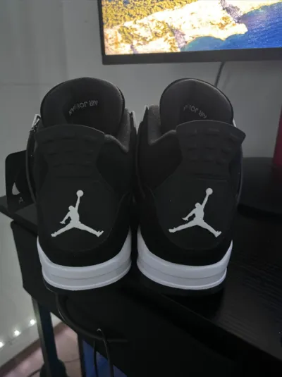 PK God Batch Air Jordan 4 White Thunder FQ8138-001 review W*** 04