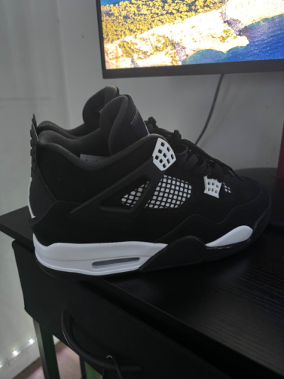 PK God Batch Air Jordan 4 White Thunder FQ8138-001 review W*** 02