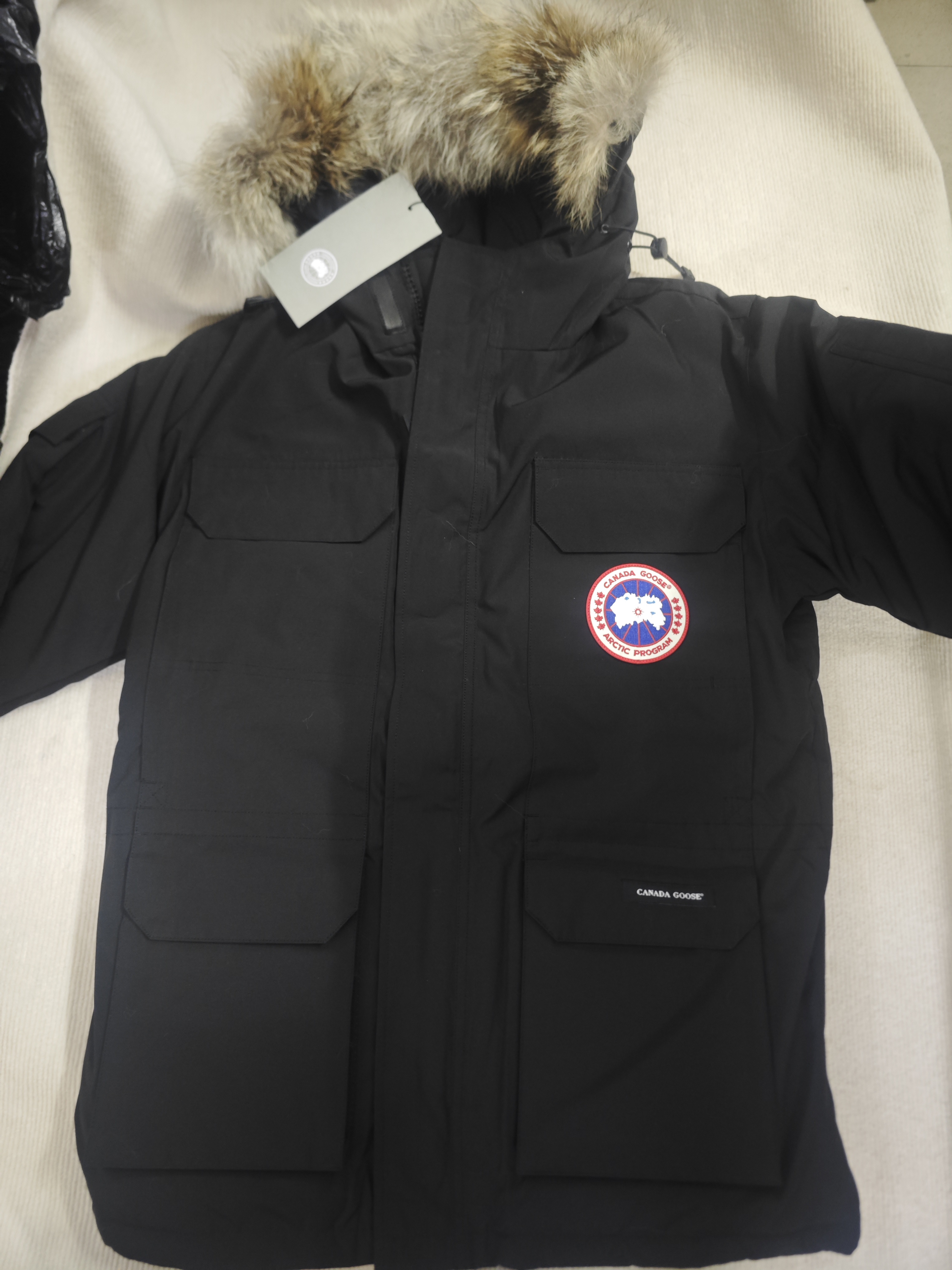 Canada Goose Expedition Parka Black review D*** 02