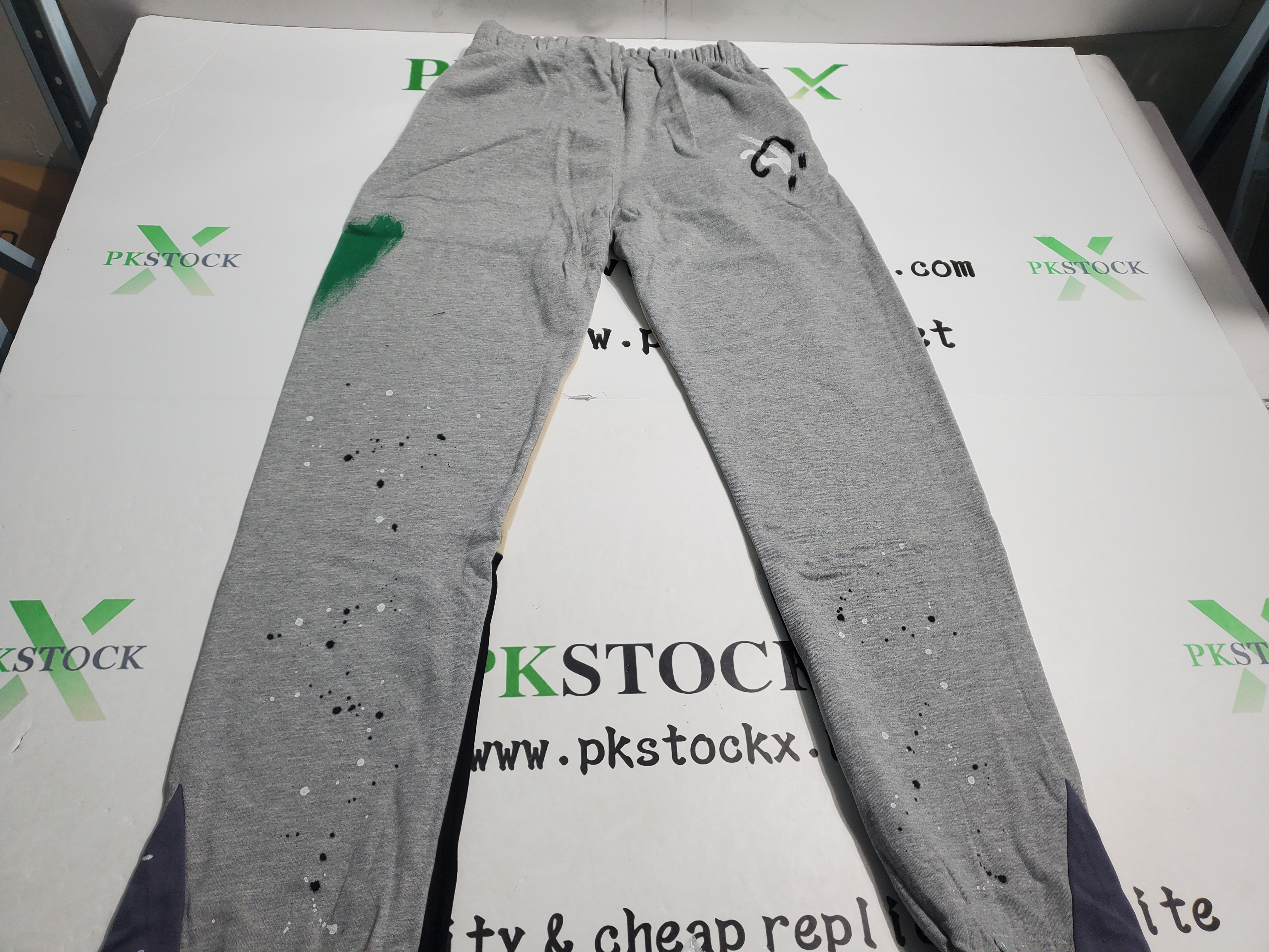 Gallery Dept. Painted Flare Sweat Pants Heather Grey review 2