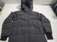 Canada Goose Wyndham Parka Black Label Coastal Grey review 1
