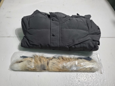 Canada Goose Wyndham Parka Black Label Coastal Grey review T*** 00