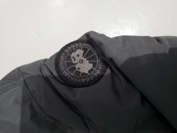 Canada Goose Wyndham Parka Black Label Coastal Grey review T*** 04