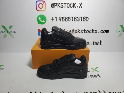 PK God Batch Louis Vuitton Trainer Black 1A7WET review G*** 01