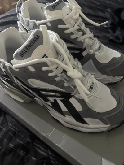 PK God Batch Balenciaga Runner White Black Gray 677402 W3RB2 9012 review D*** 01